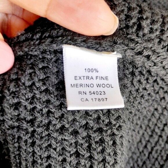 BANANA REPUBLIC Extra Fine Italian Merino Wool Poncho Wrap Winter Fall sz: XS/S - Picture 4 of 6